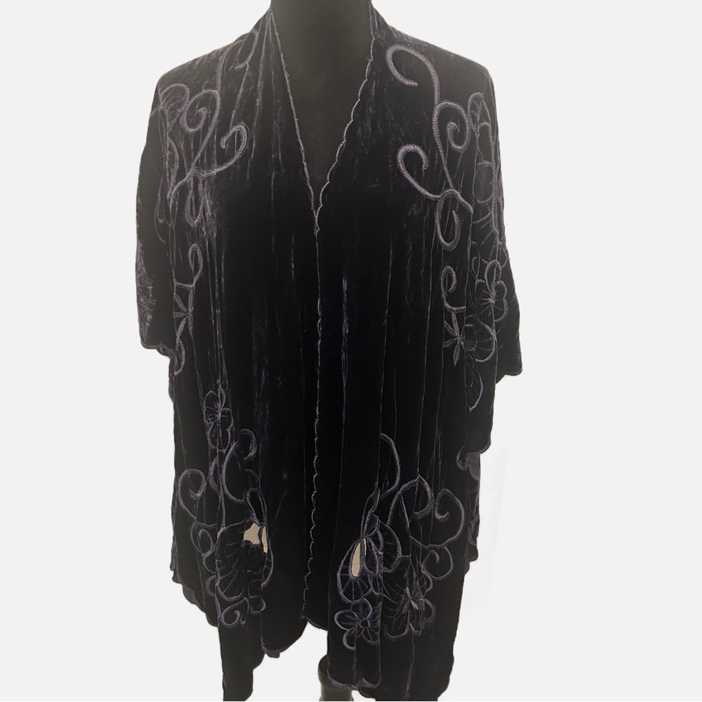 Chico’s Blue Silk Velvet Embroidered Cut Out Shawl Cape Boho Fairy Festival